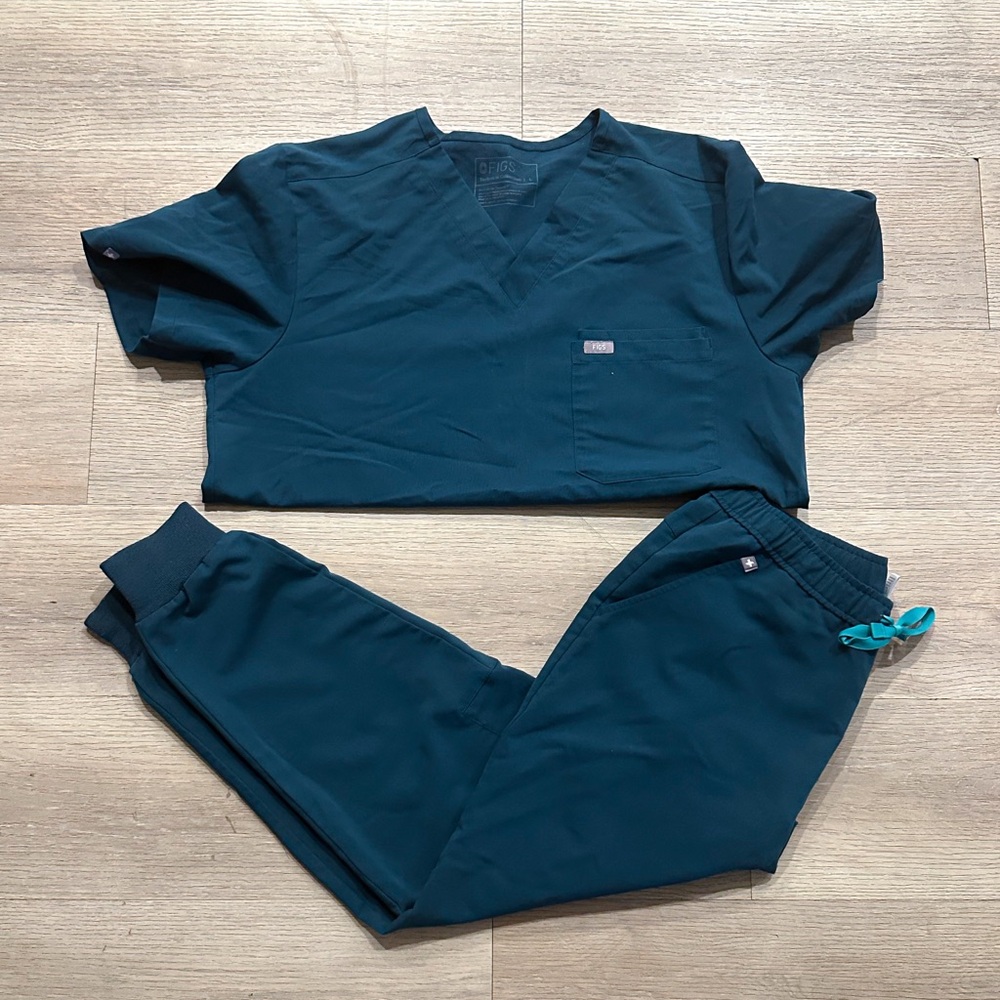 Figs Caribbean Blue Scrub Set (L, M/S)